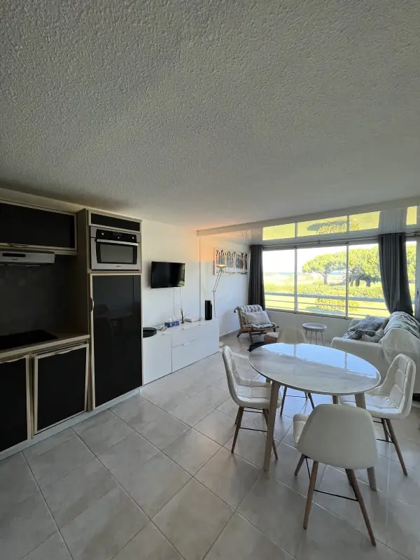 Résidence Le Studio De La Lagune: Studio Cabine Proche De La Plage