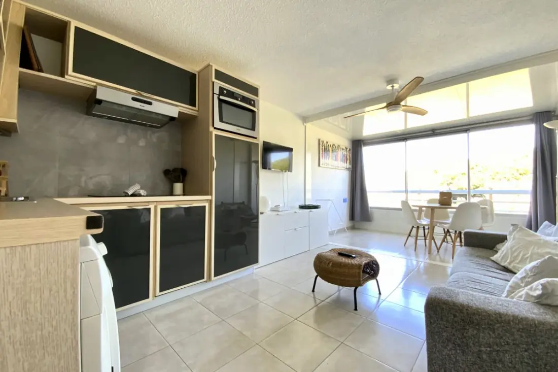 Résidence Le Studio De La Lagune: Studio Cabine Proche De La Plage