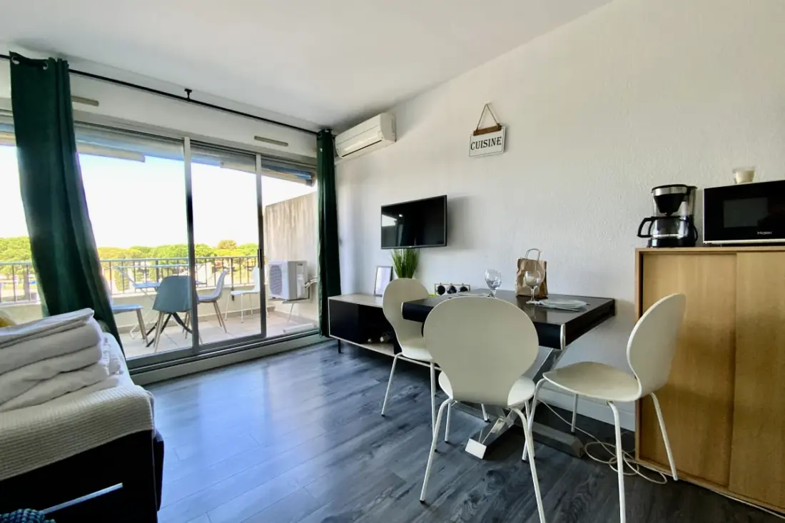 Résidence Studio Les Jardins Du Port  Port Camargue, Avec Piscine à 2 Pas De La Plage