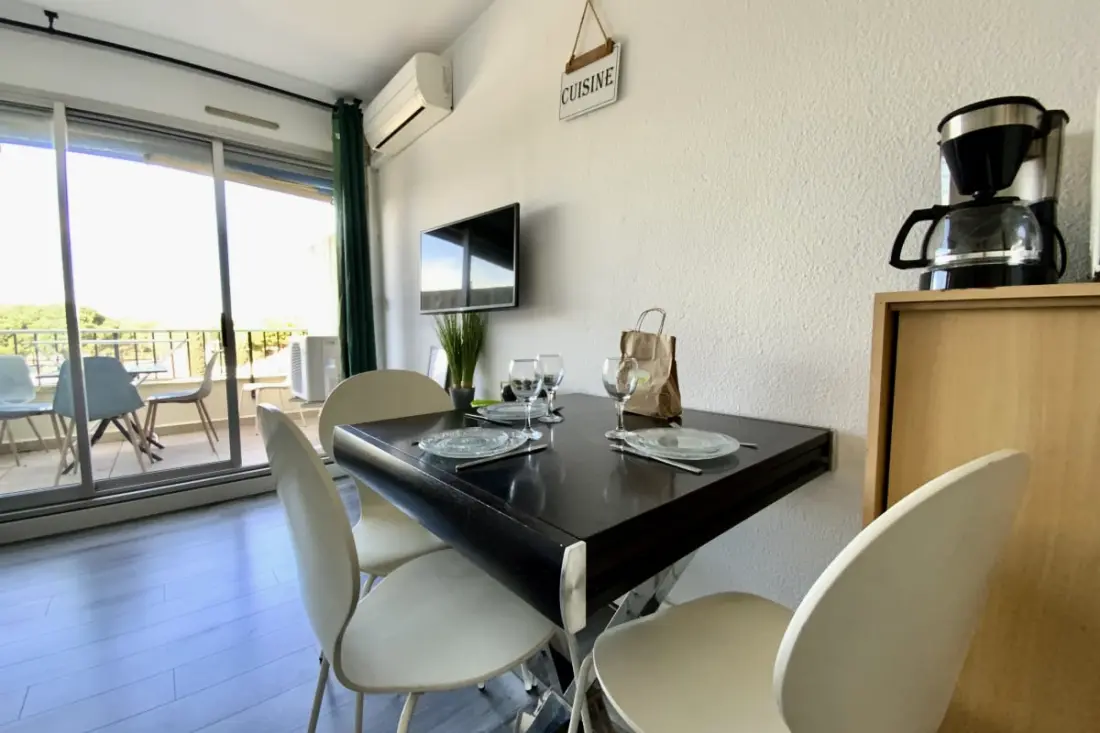 Résidence Studio Les Jardins Du Port  Port Camargue, Avec Piscine à 2 Pas De La Plage