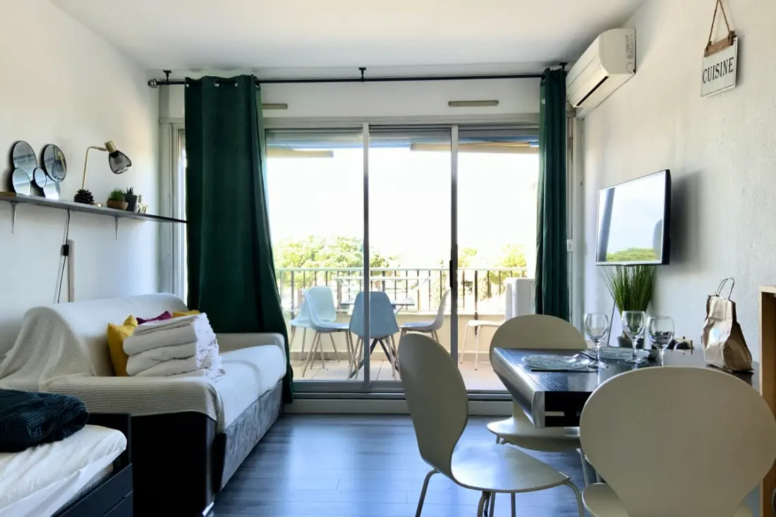 Résidence Studio Les Jardins Du Port  Port Camargue, Avec Piscine à 2 Pas De La Plage