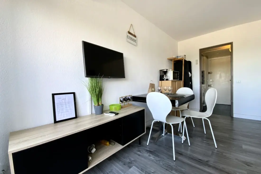 Résidence Studio Les Jardins Du Port  Port Camargue, Avec Piscine à 2 Pas De La Plage