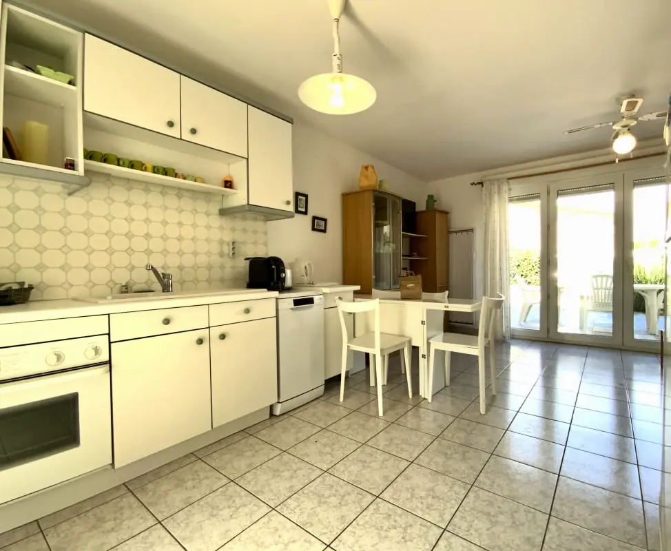 Résidence Maison 3 Chambres à Louer Pour Les Vacances – Grau Du Roi