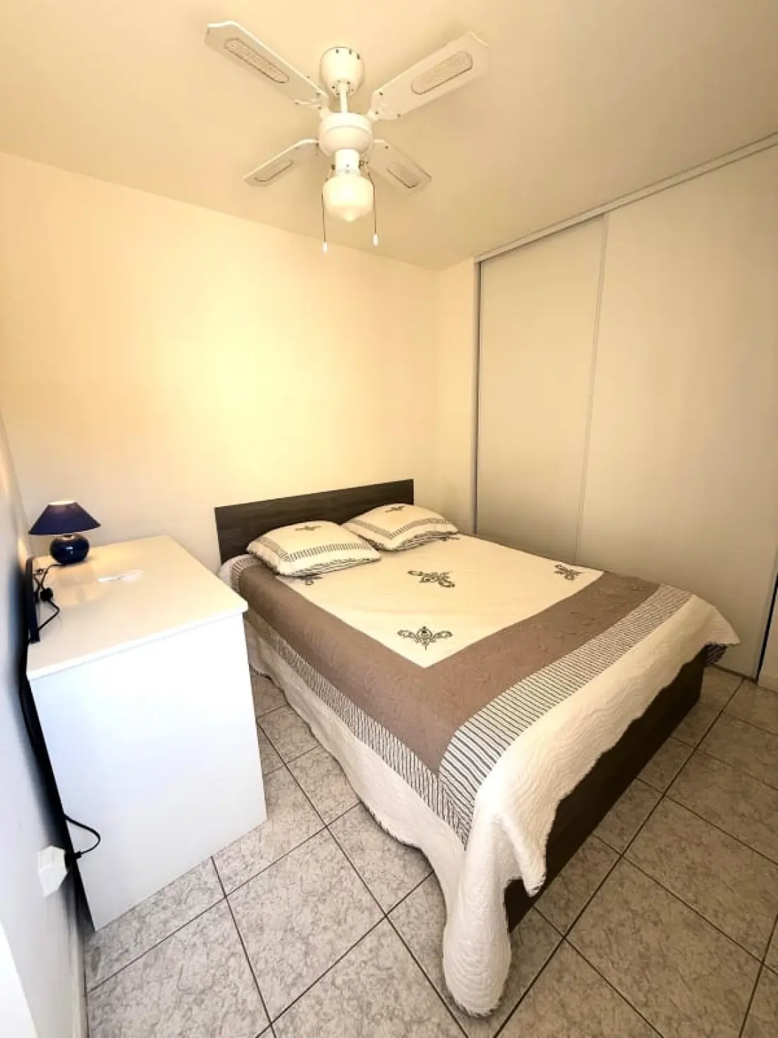 Résidence Maison 3 Chambres à Louer Pour Les Vacances – Grau Du Roi