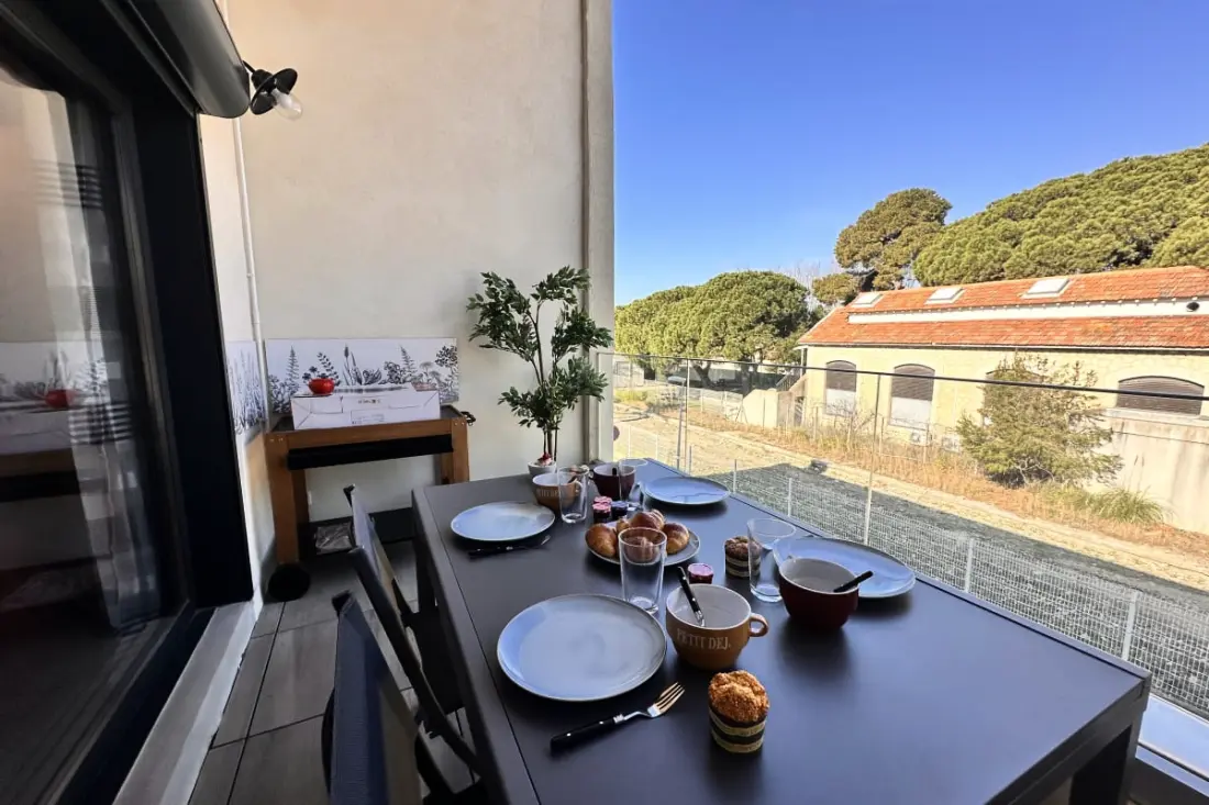 Résidence Appartement "le Refuge Du Bord De Mer" Au Grau Du Roi, 100m De La Plage