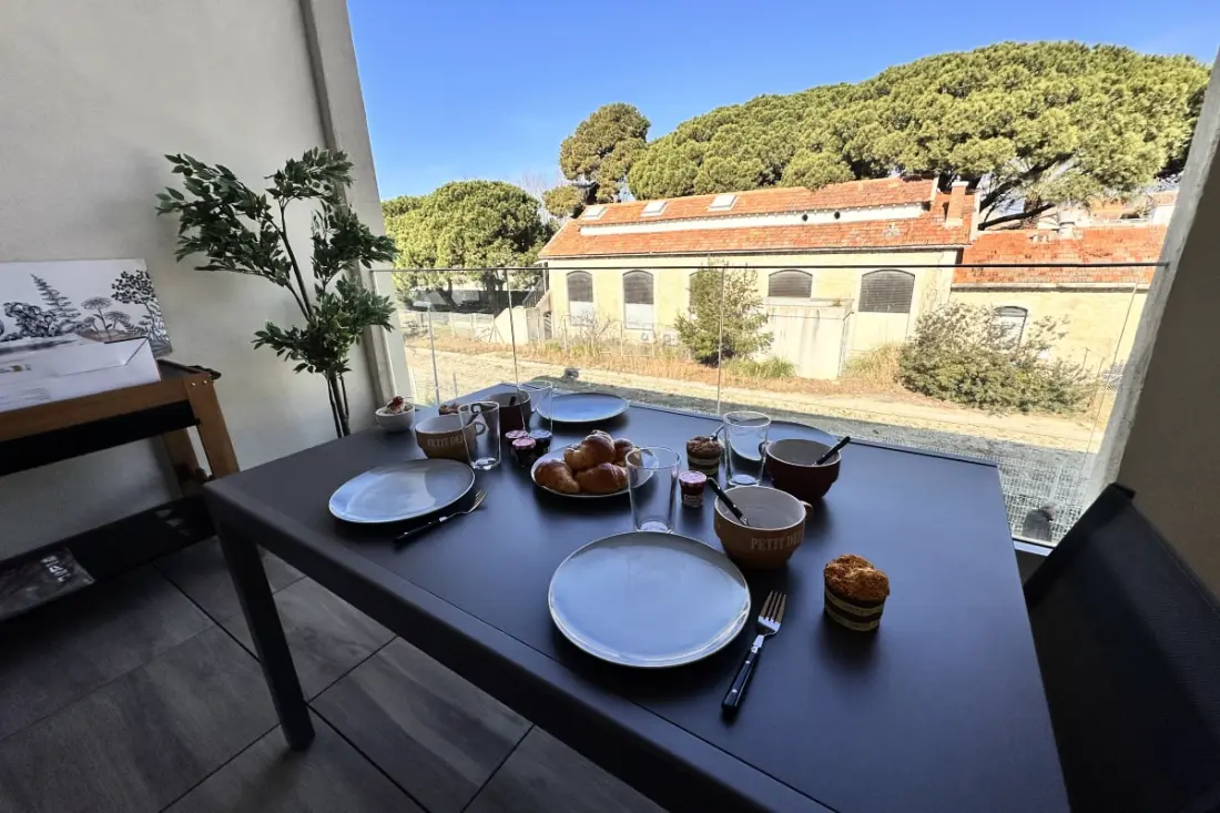 Résidence Appartement "le Refuge Du Bord De Mer" Au Grau Du Roi, 100m De La Plage