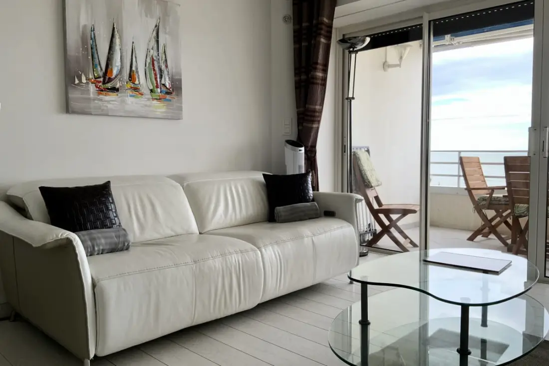 Résidence Superbe T3 Traversant Avec Terrasse Face Au Chenal Vue Mer – Impérial 4