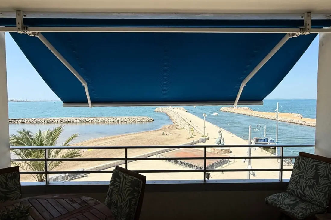 Résidence Superbe T3 Traversant Avec Terrasse Face Au Chenal Vue Mer – Impérial 4