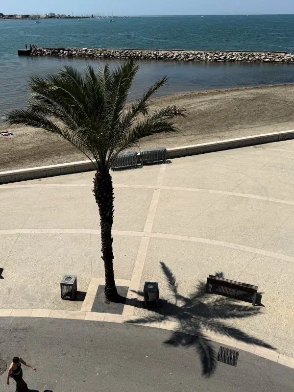 Résidence Superbe T3 Traversant Avec Terrasse Face Au Chenal Vue Mer – Impérial 4