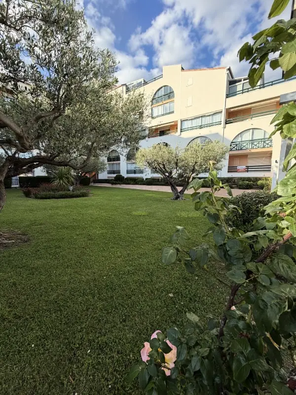 Résidence Terrasses Du Lac – Vue Lac Piscine Clim Parking Terrasse