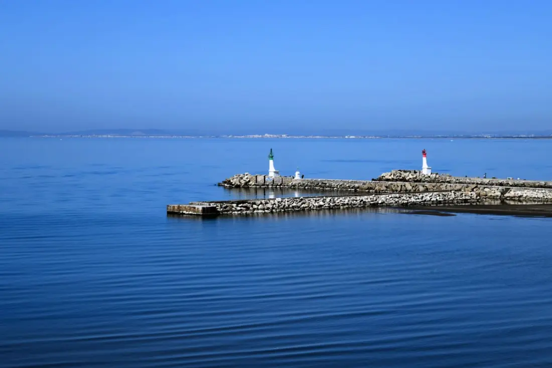 Résidence 🌊 Villa Faraman 🏖️au Bord De L'eau