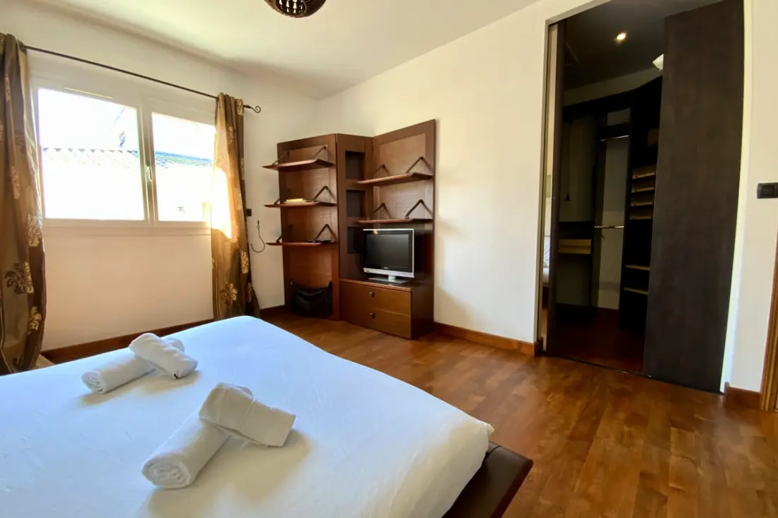 Résidence Villa Yoléa Avec Piscine Privée Au Grau Du Roi – Vacances De Rêve