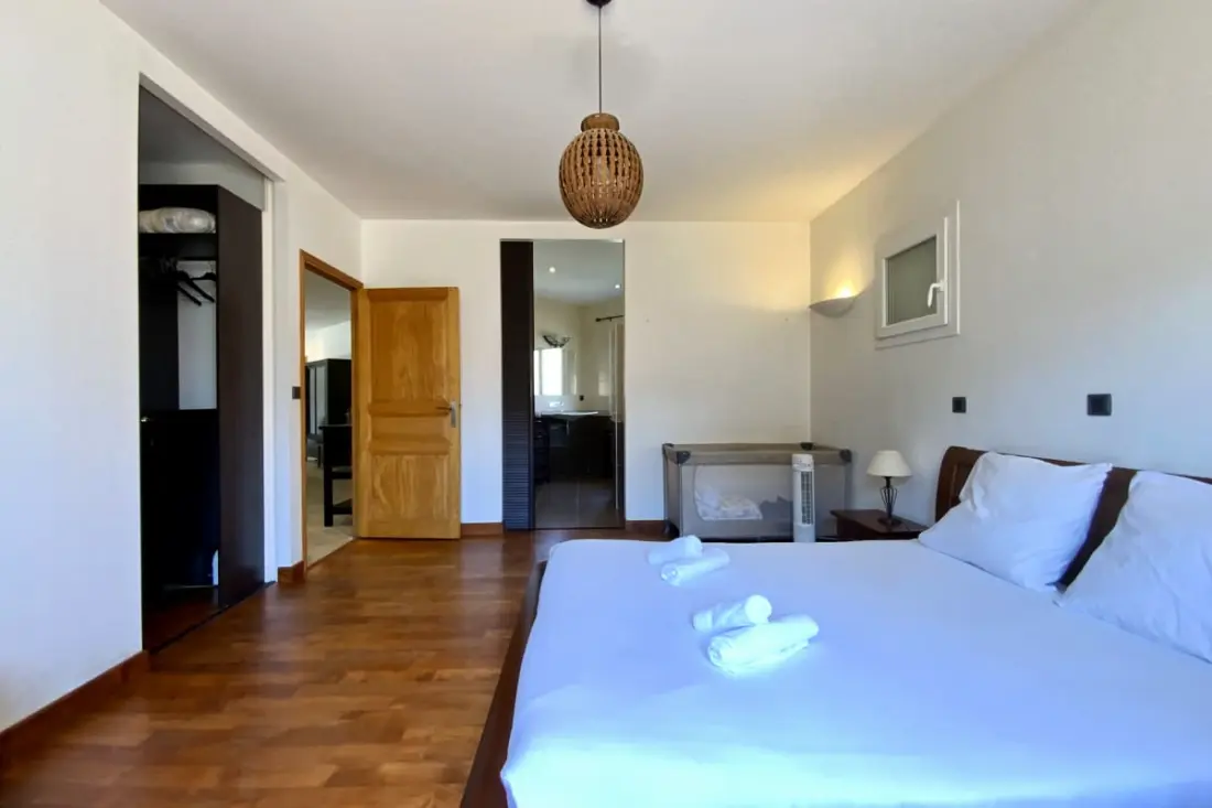 Résidence Villa Yoléa Avec Piscine Privée Au Grau Du Roi – Vacances De Rêve