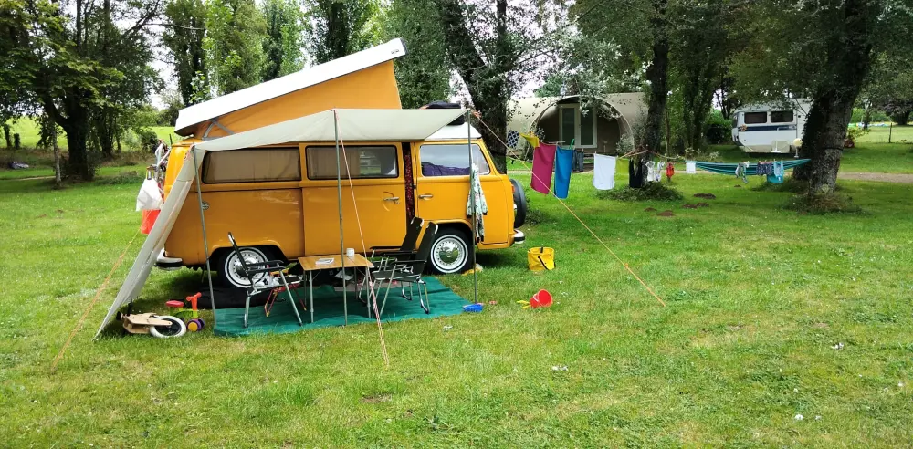 Camping Les Tournesols 3 étoiles★★★
