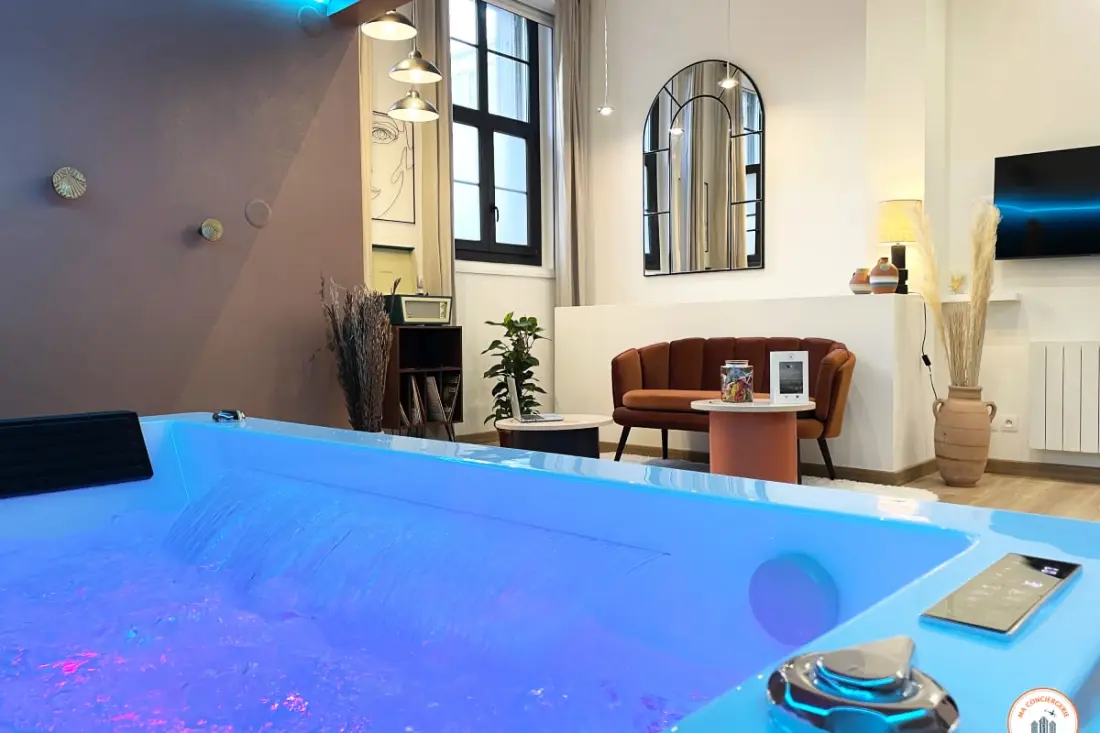 💞l'orient-express - Jacuzzi Spa, Parking, Quartier Perret Unesco