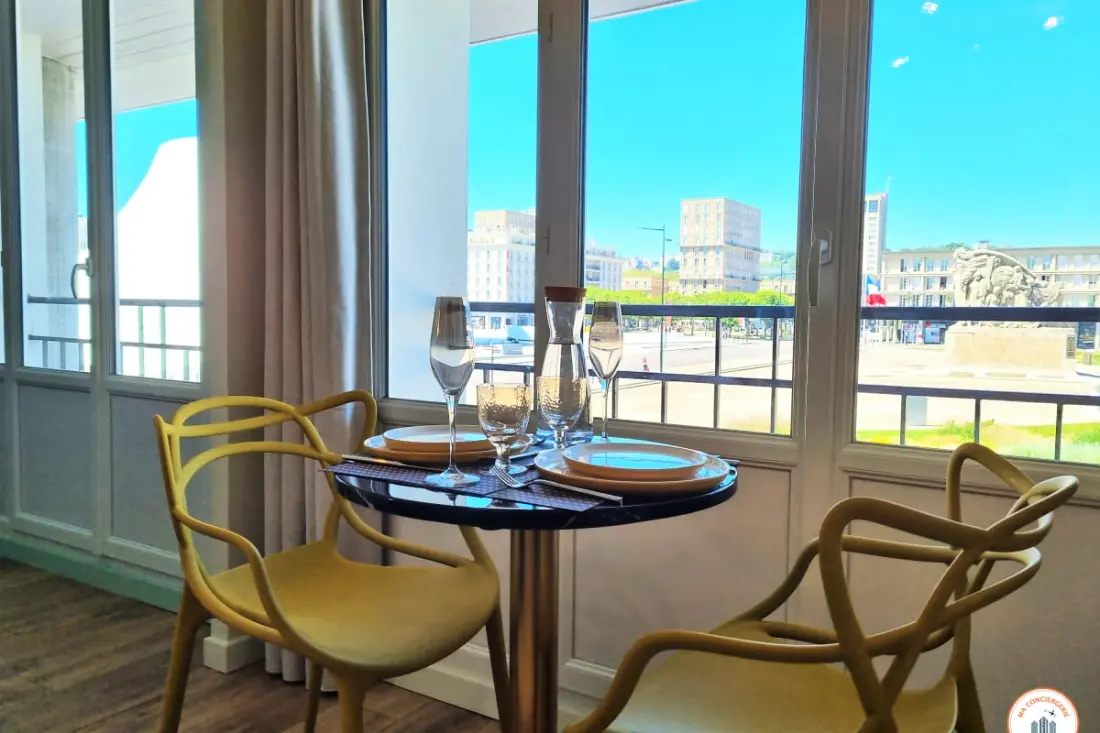 🍂les 4 Saisons - Vue Bassin, Volcan - Quartier Perret Unesco