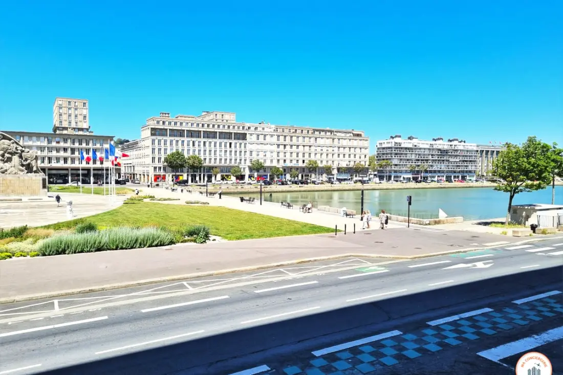 🍂les 4 Saisons - Vue Bassin, Volcan - Quartier Perret Unesco