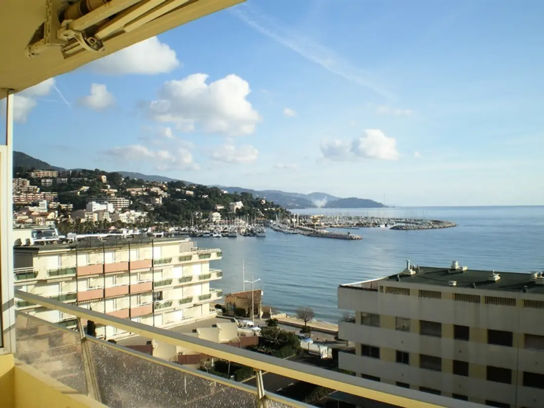 Location de Vacances Le Lavandou 200