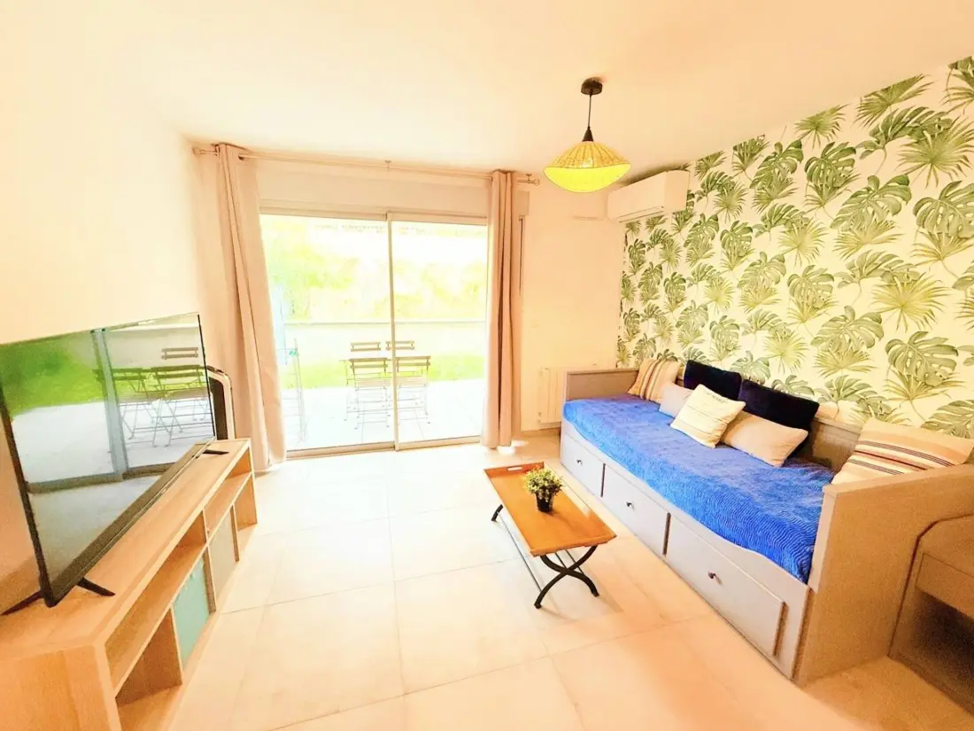 Location de Vacances Le Lavandou 365