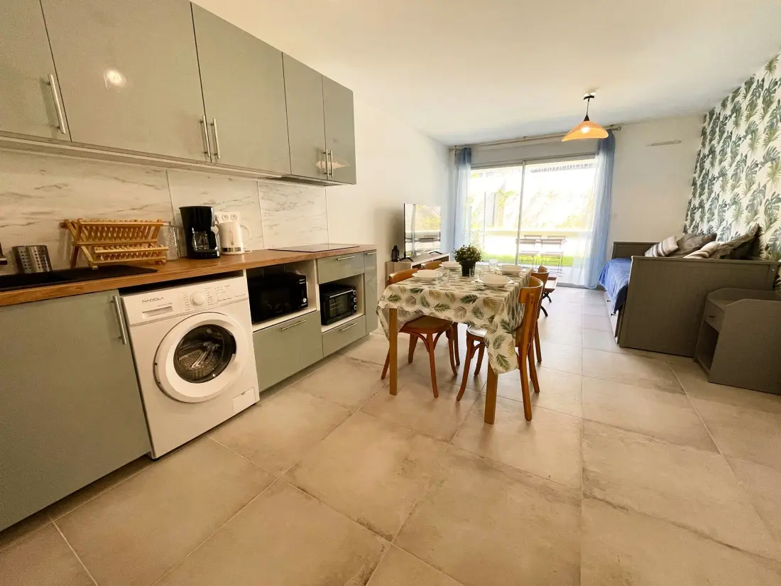 Location de Vacances Le Lavandou 365