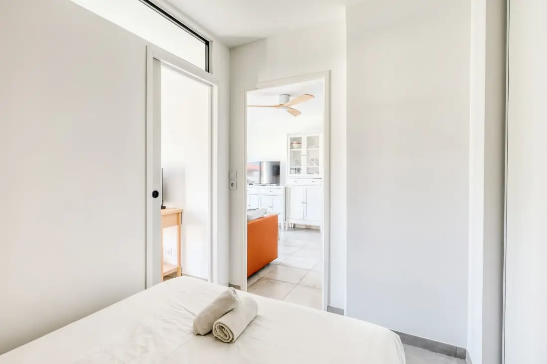 Résidence 🏡 Appartement 2 Chambres Avec Piscine, Parking &amp; Balcon