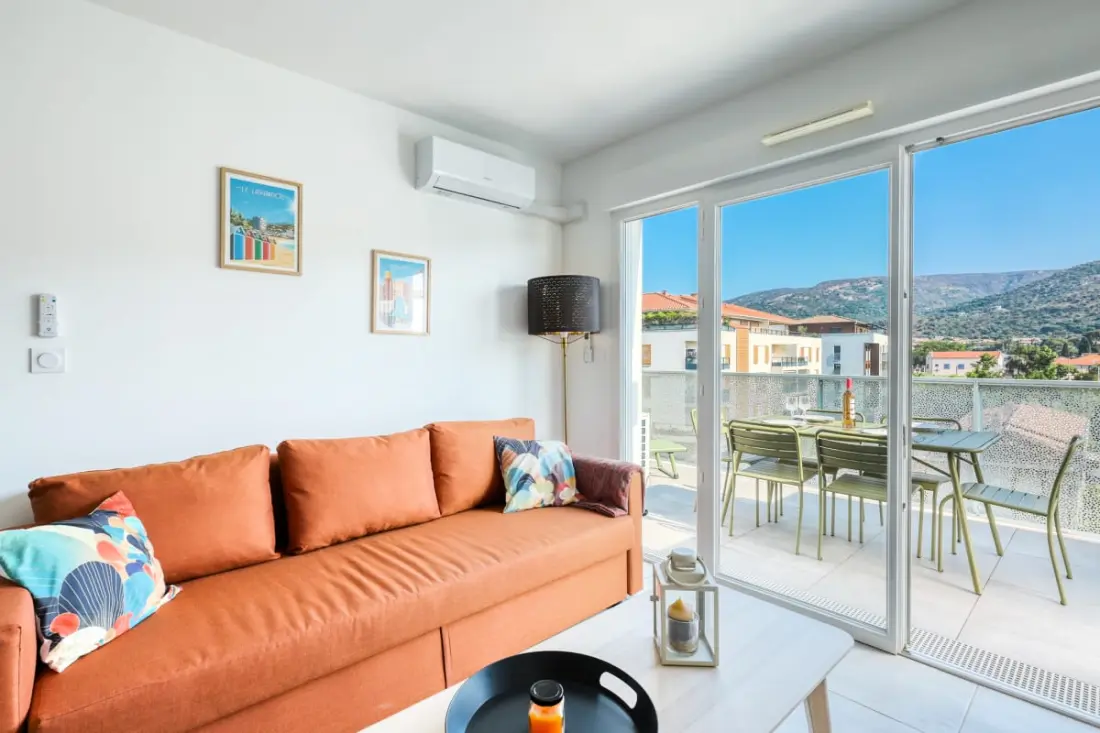 Résidence 🏡 Appartement 2 Chambres Avec Piscine, Parking &amp; Balcon