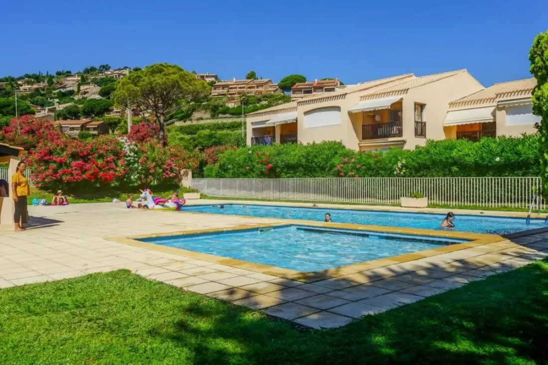 Résidence Accès Direct à La Plage + Résidence Avec Piscine