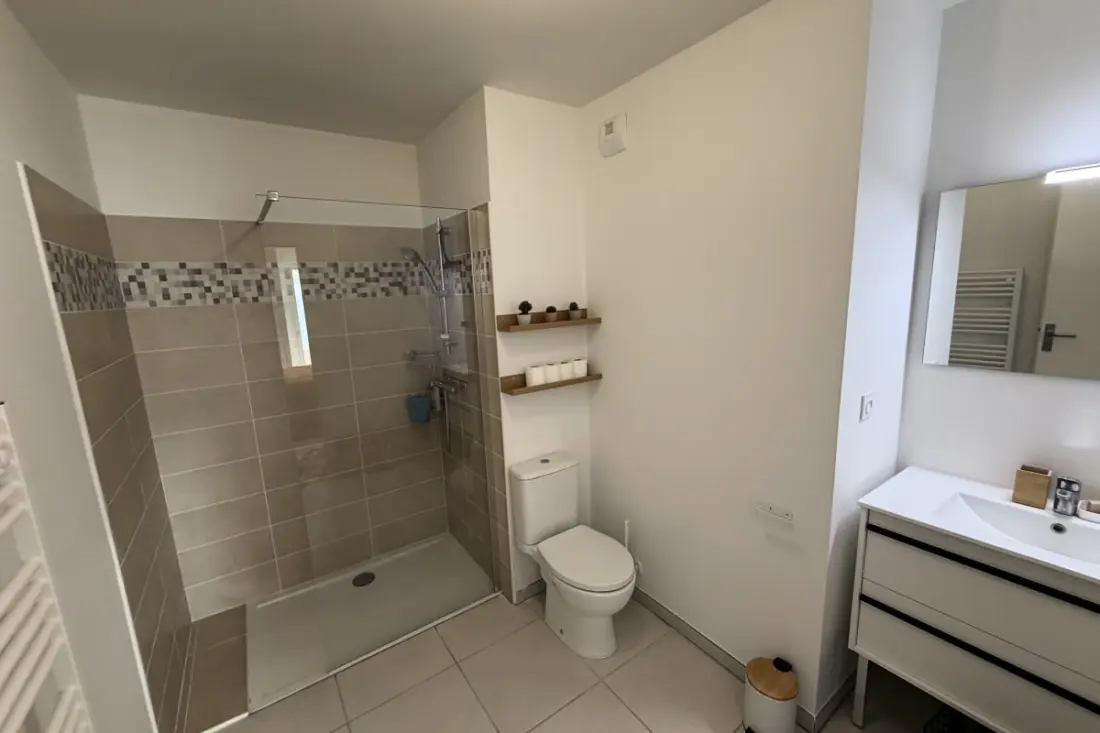 Résidence Appartement Neuf Avec Terrasse Et Parking Et Piscine