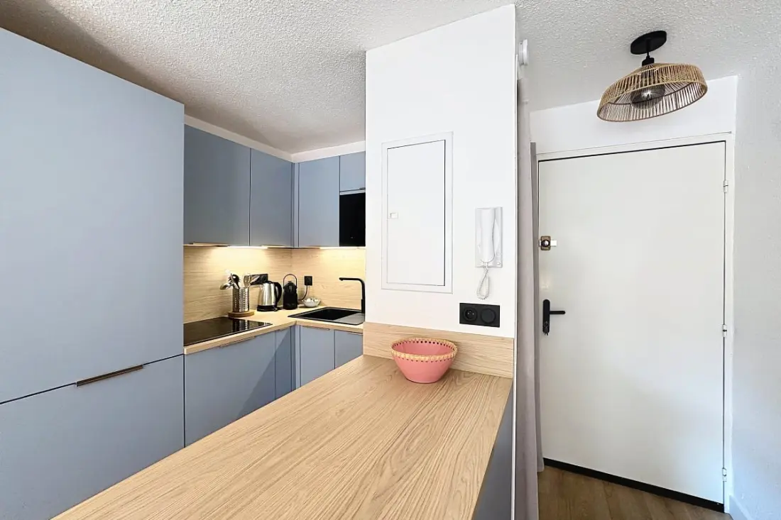 Résidence Charmant T2 Climatisé Avec Terrasse &amp; Parking à 600 M De La Plage