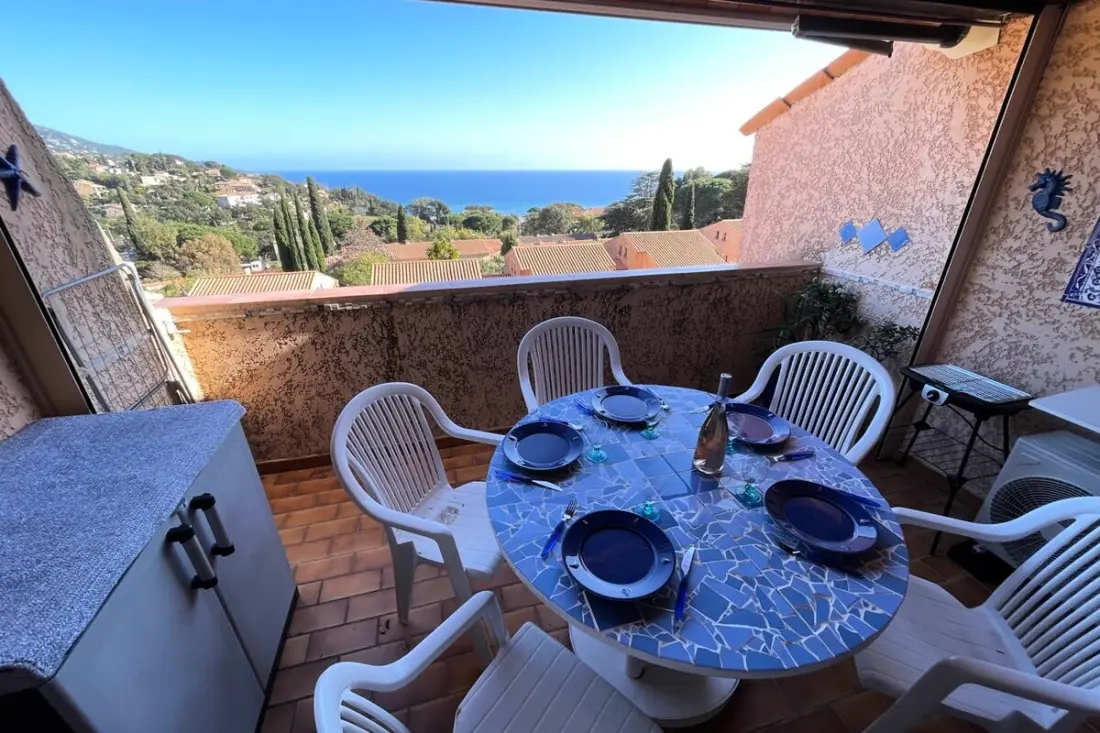 Résidence Duplex A Pramousquier - Vue Mer