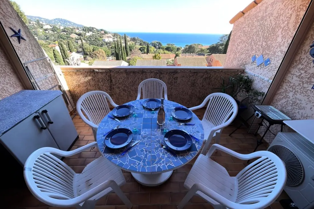 Résidence Duplex A Pramousquier - Vue Mer