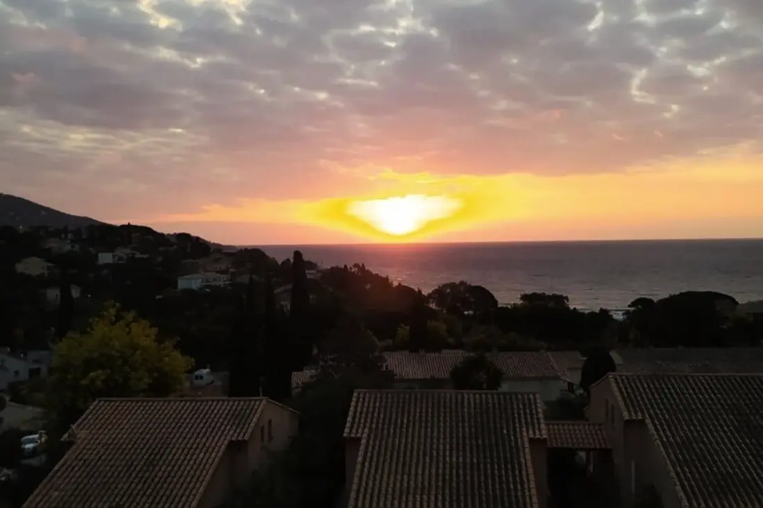 Résidence Duplex A Pramousquier - Vue Mer