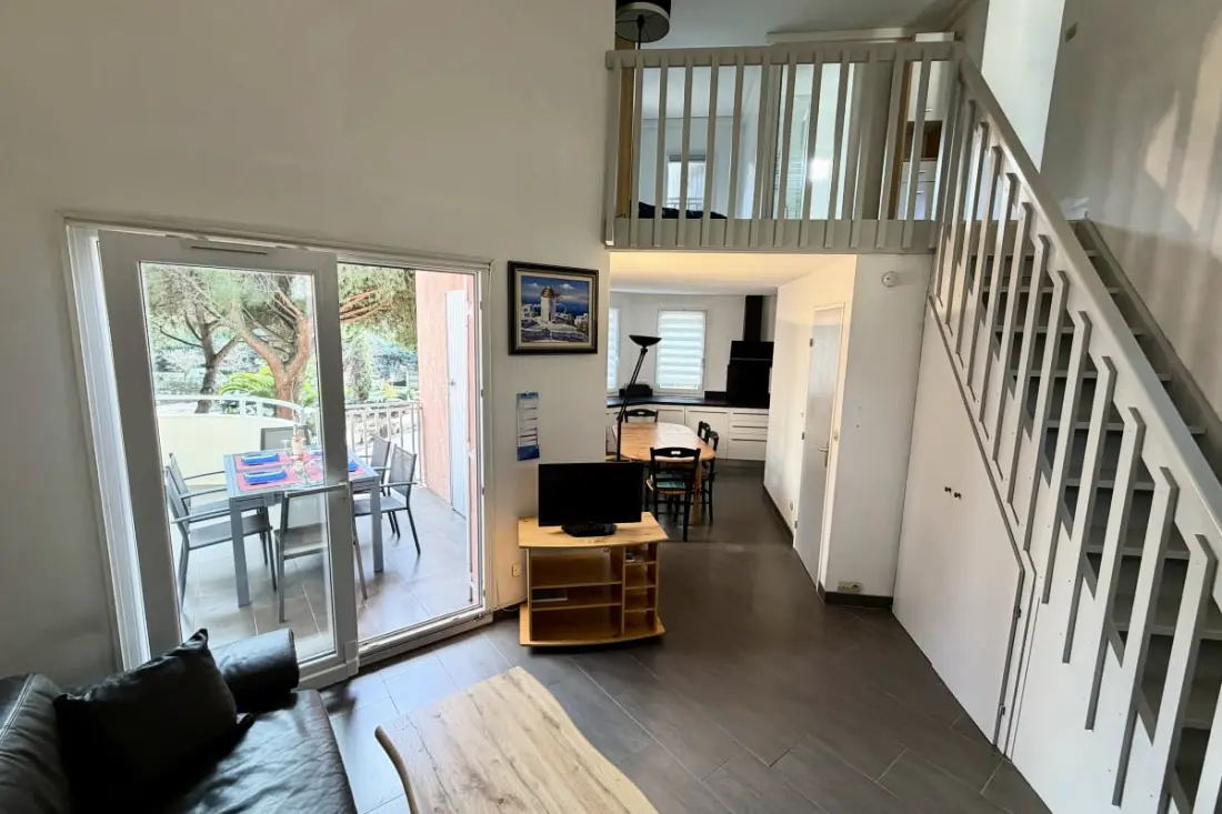 Résidence Duplex Lumineux à Cavalière – À Deux Pas De La Plage