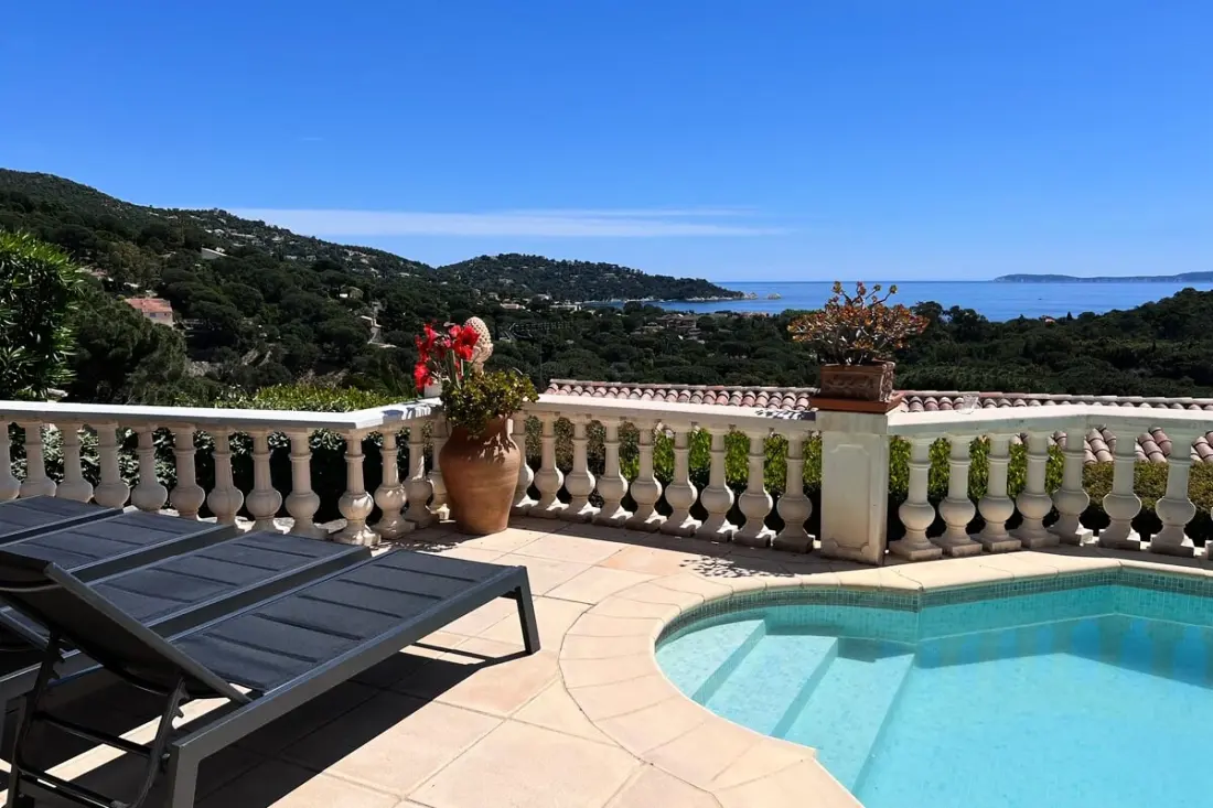 Résidence Lou Chamanou - Maison Vue Mer, Piscine. Cavalière