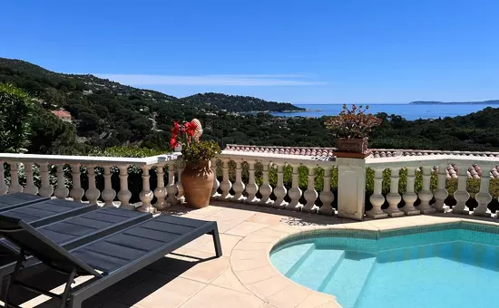 Résidence Lou Chamanou - Maison Vue Mer, Piscine. Cavalière