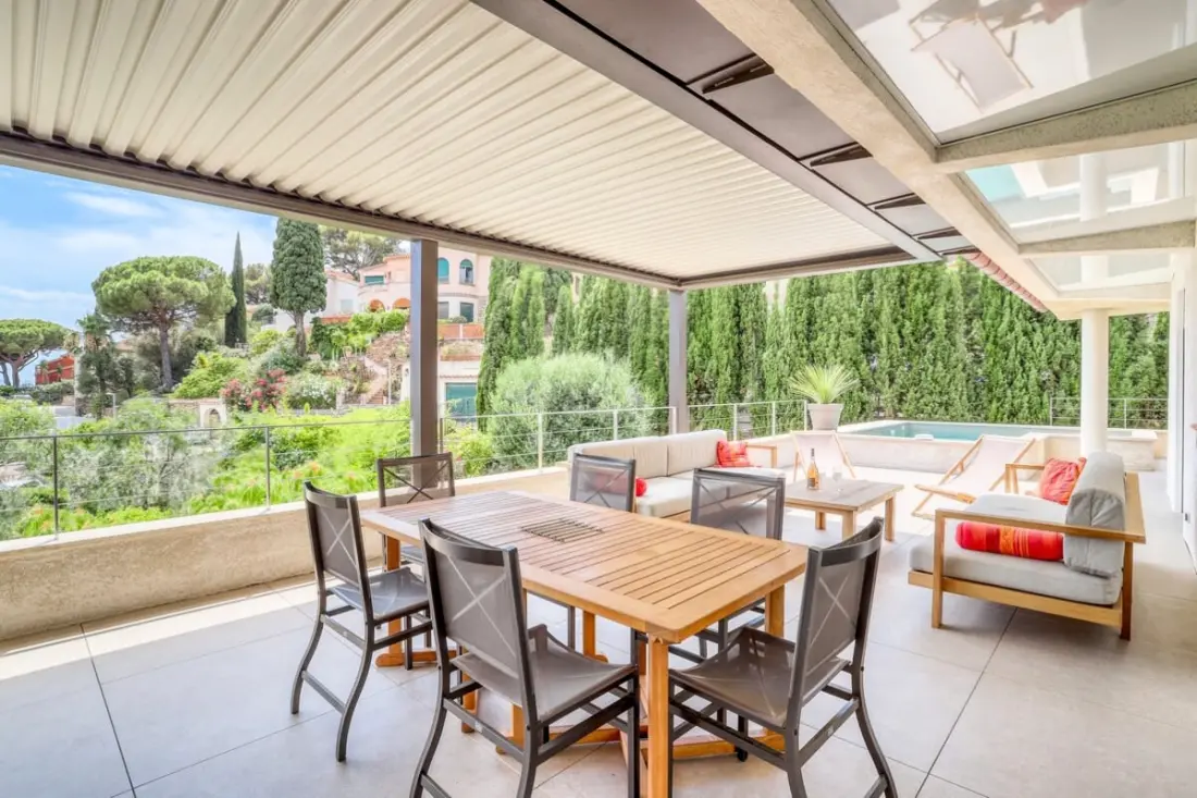 Résidence Maison Design Piscine, 6 Personnes 300 M Du Centre