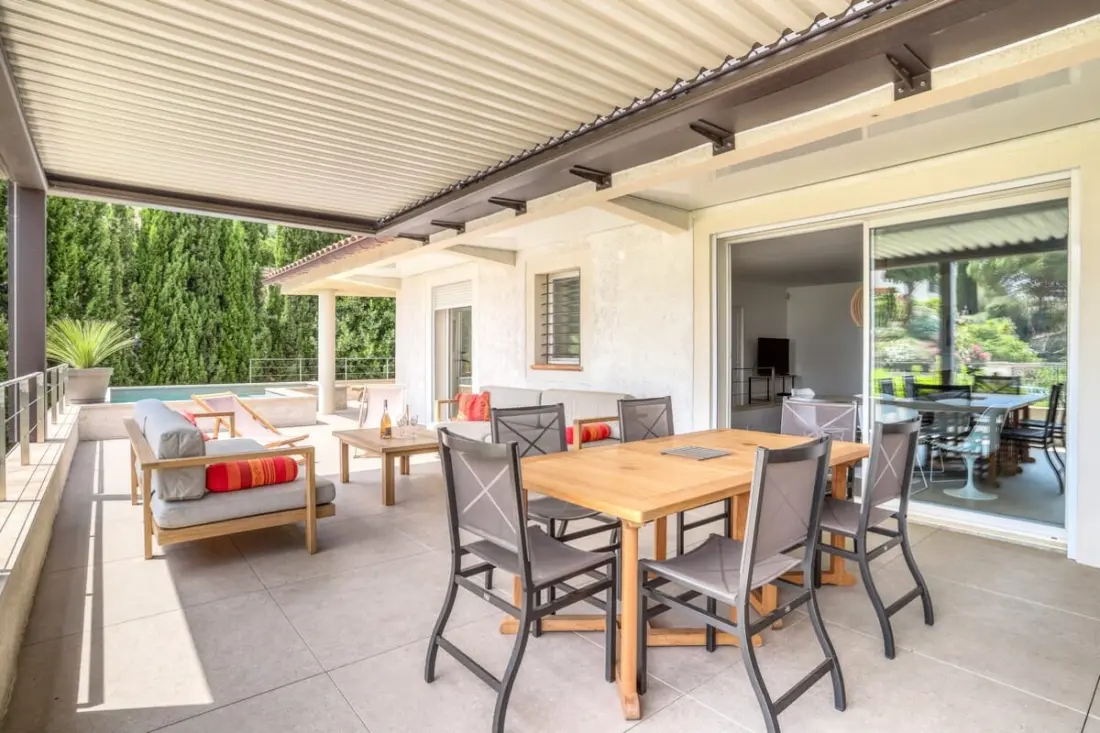 Résidence Maison Design Piscine, 6 Personnes 300 M Du Centre