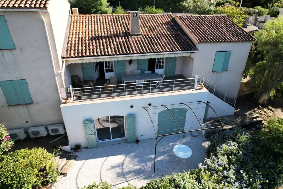Résidence Studio Vue Mer Avec Grande Terrasse – à 5 Min De La Plage 🏖️
