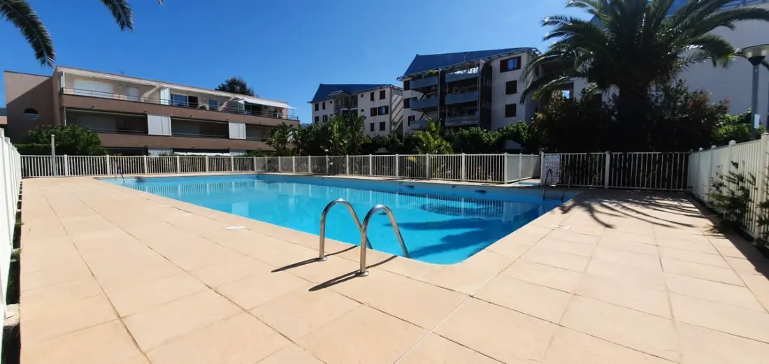 Résidence T2 Au Lavandou - Résidence Avec Piscine