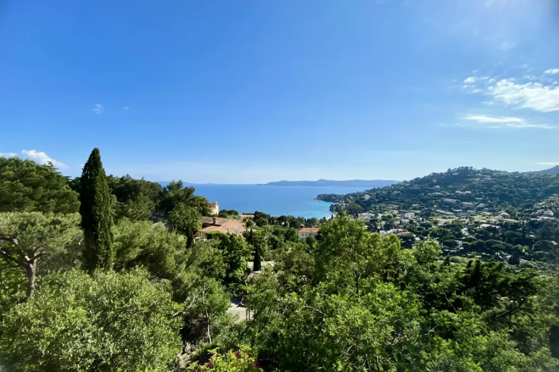 Résidence T2 Lumineux Avec Terrasse Et Vue Mer – Le Lavandou, Aiguebelle