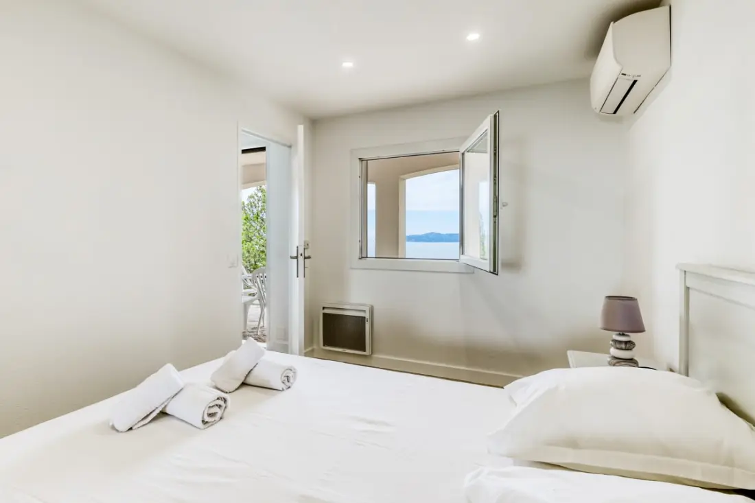 Résidence T2 Lumineux Avec Terrasse Et Vue Mer – Le Lavandou, Aiguebelle