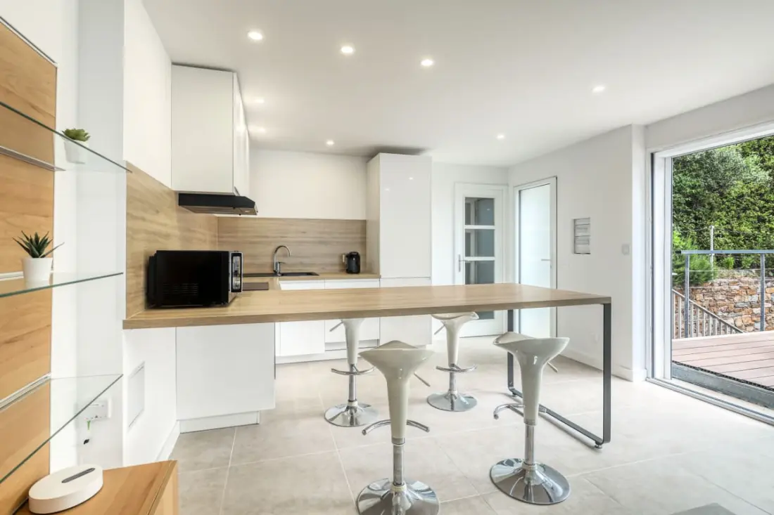 Résidence T2 Rénové Avec Vue Mer Et Grand Balcon – Aiguebelle, Le Lavandou