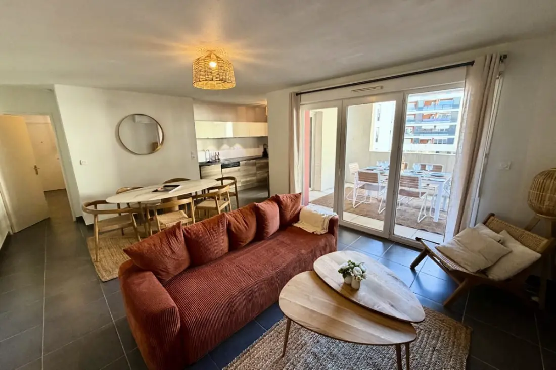 Résidence T4 Moderne 7 Pers. Avec Terrasse &amp; Parking – Plage à 10 Min à Pieds