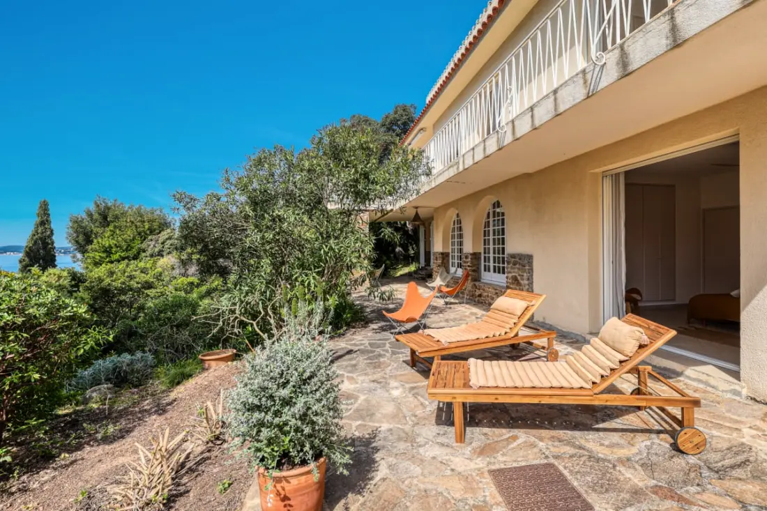 Résidence Un Jardin Au Bord De La Méditerranée