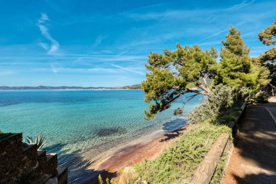 Résidence Un Jardin Au Bord De La Méditerranée