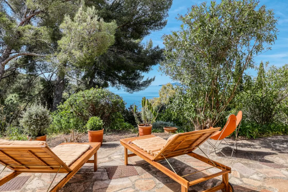 Résidence Un Jardin Au Bord De La Méditerranée