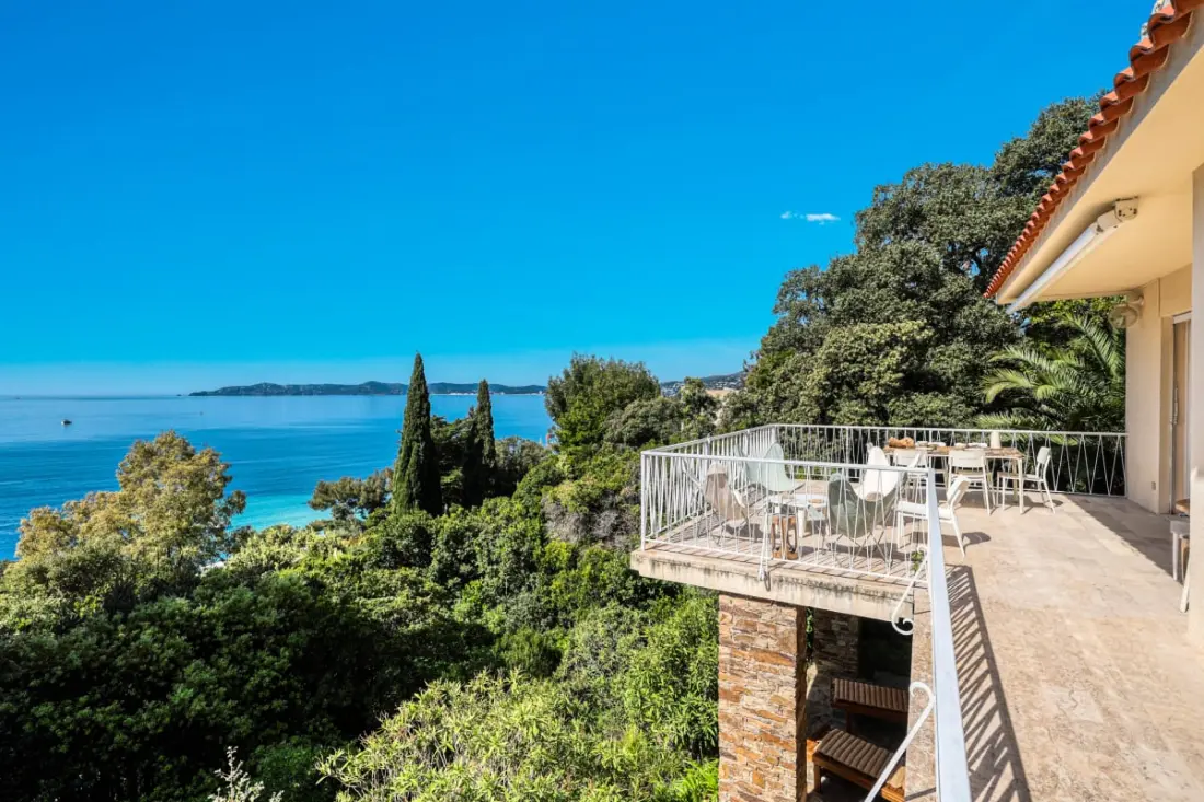Résidence Un Jardin Au Bord De La Méditerranée