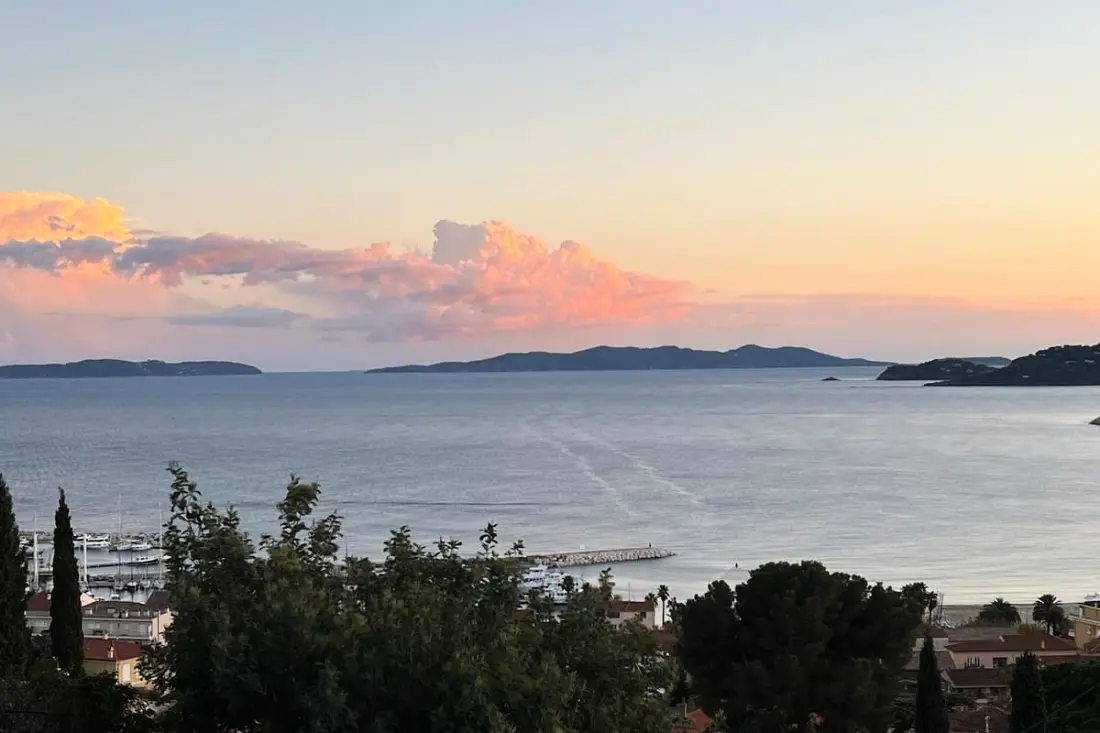 Résidence Villa Figuière - Vue Mer Et Piscine - Tout Confort