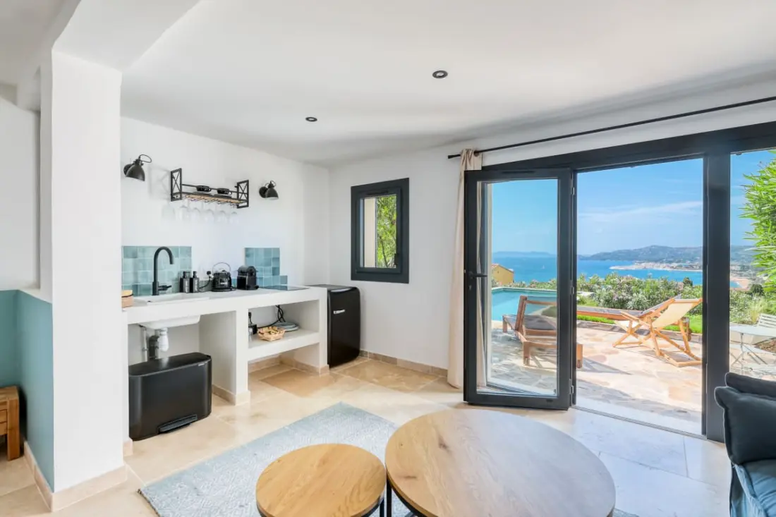 Résidence Villa Figuière - Vue Mer Et Piscine - Tout Confort