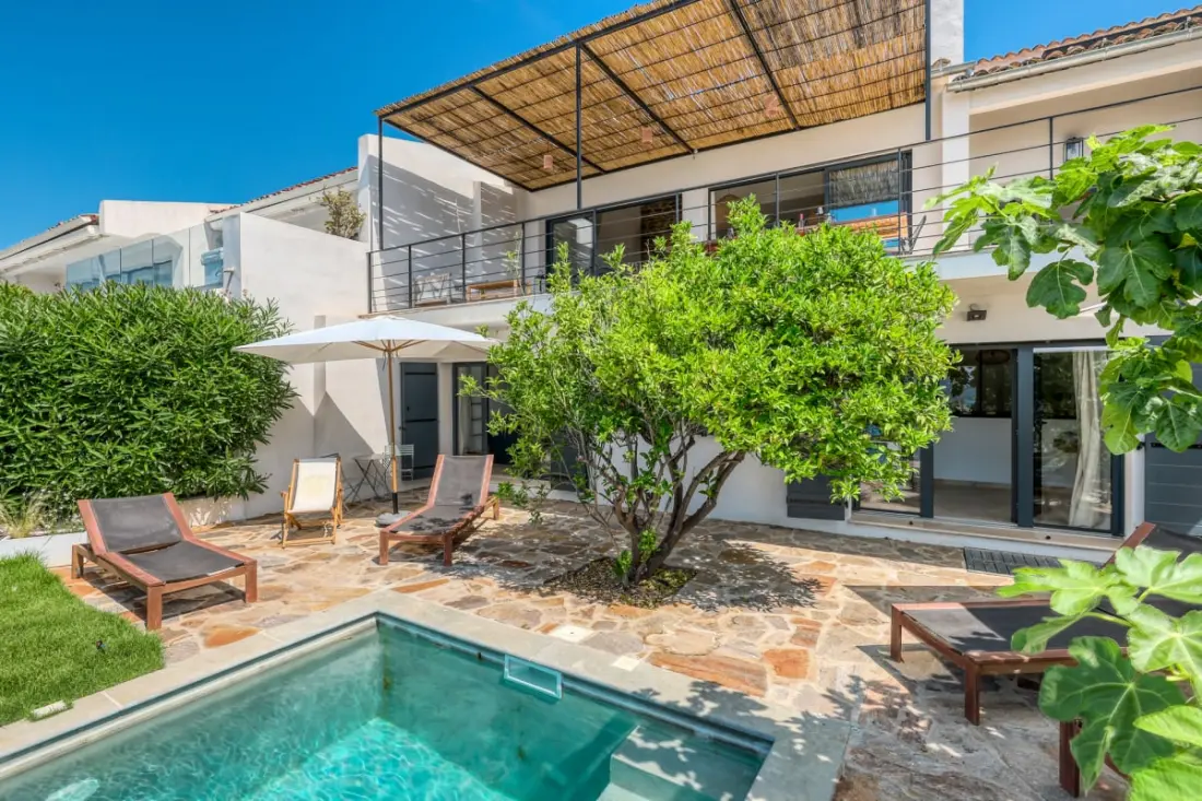 Résidence Villa Figuière - Vue Mer Et Piscine - Tout Confort